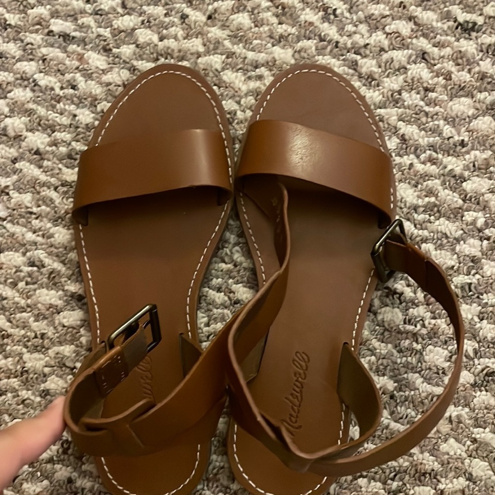 Like new /used once !! Madewell sandals